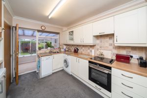 KITCHEN- click for photo gallery